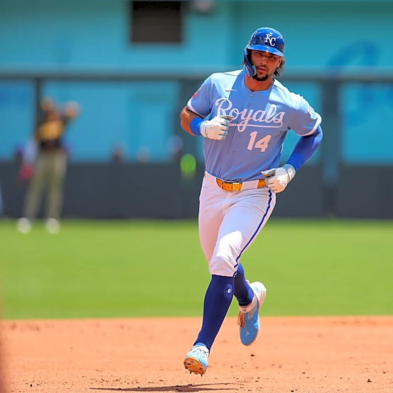 Padres slug their way to victory in Kansas City