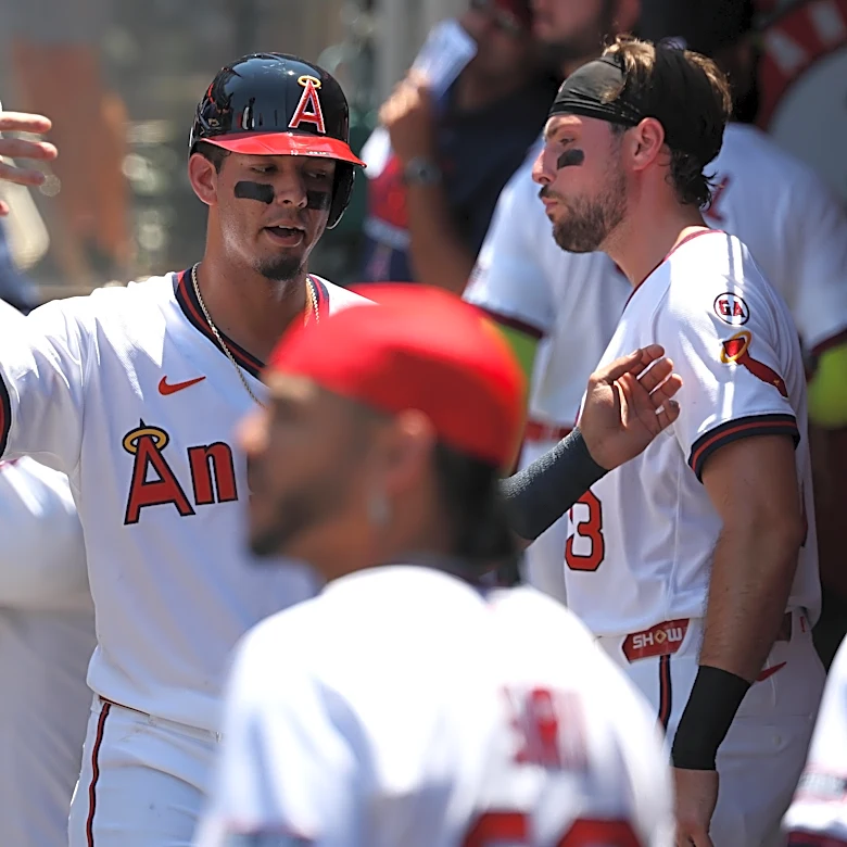 Bats go silent as the Angels avoid the sweep