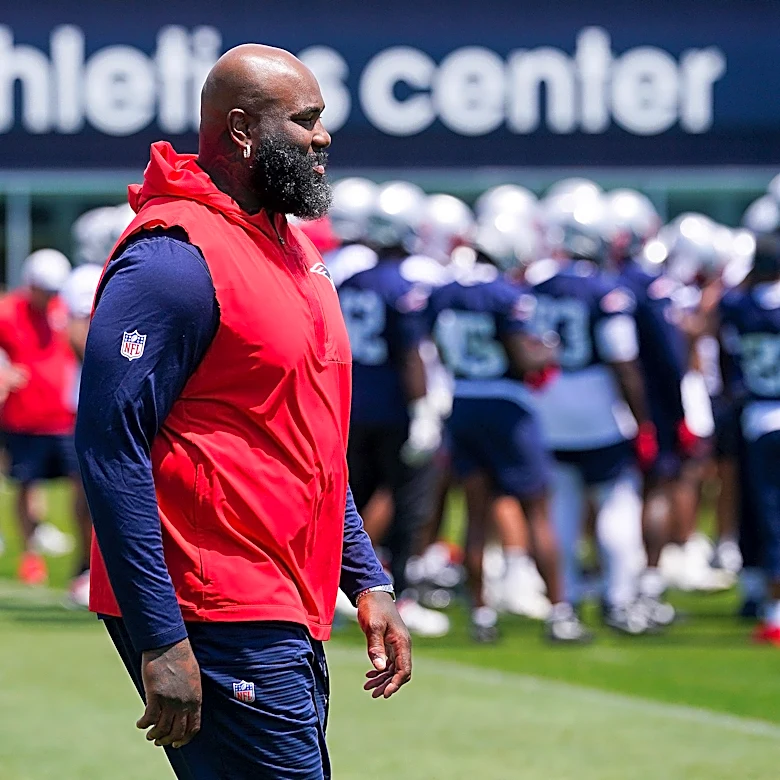 Patriots O-line deep dive: Right tackle