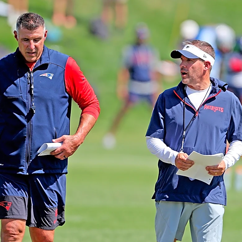 Patriots coaches return to Gillette Stadium ahead of training camp