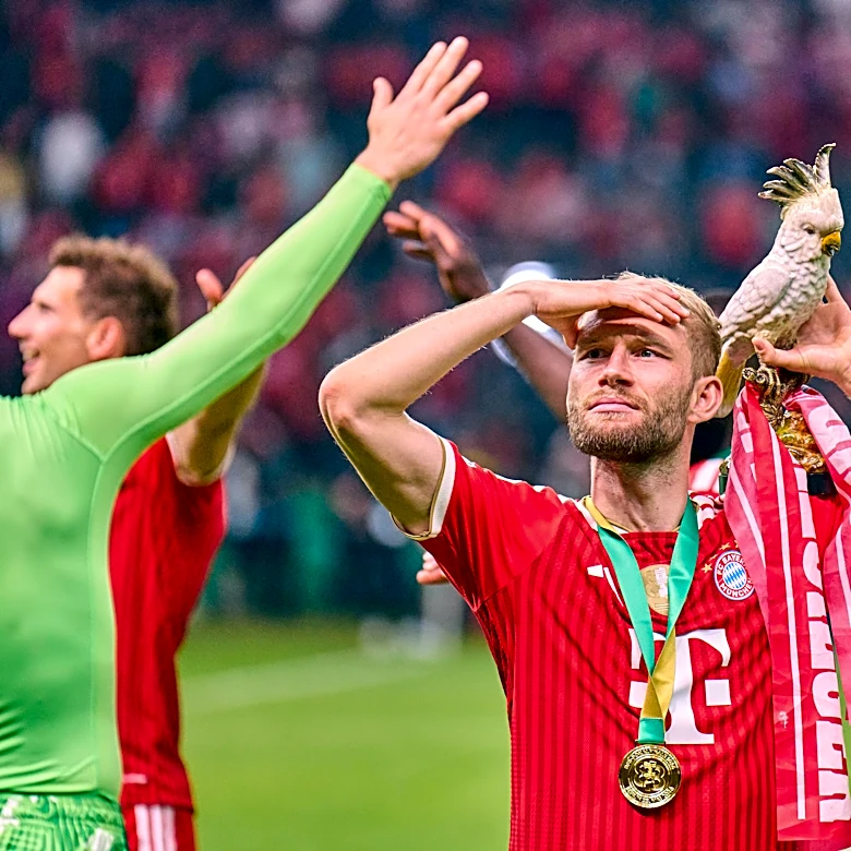 Official: Bayern Munich signs Konrad Laimer to a contract extension