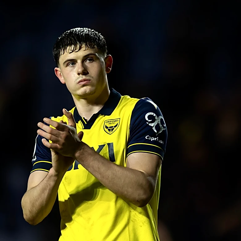 Tottenham in “advanced talks” with Middlesbrough over Will Lankshear sale