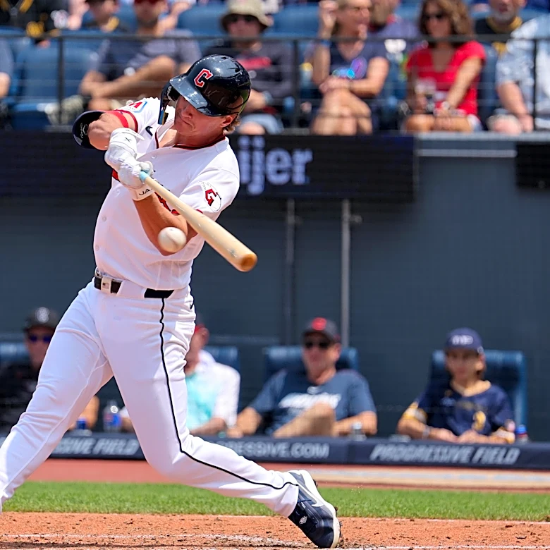 TWINS AT GUARDIANS, discussion: Bibee vs. Ryan