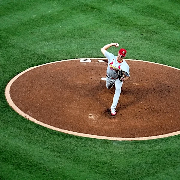 St. Louis Cardinals Blow Another Lead in the 9th, Lose to the Angels
