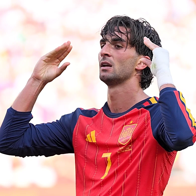 Ferran Torres’s future at Barcelona increasingly uncertain after World Cup heroics
