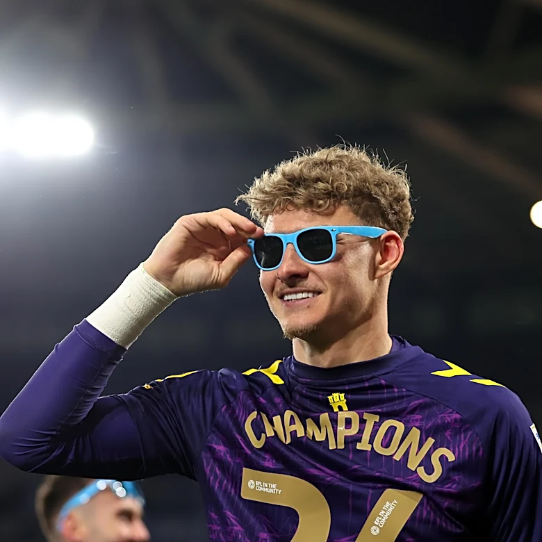 Newcastle Add Championship Winner to Goalkeeper Shortlist: Report