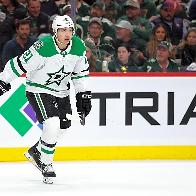 Jason Robertson signs with Dallas, appears to end saga