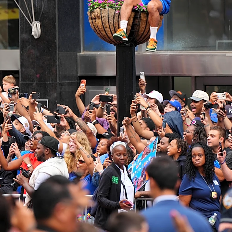 How does the Knicks championship still not feel real?