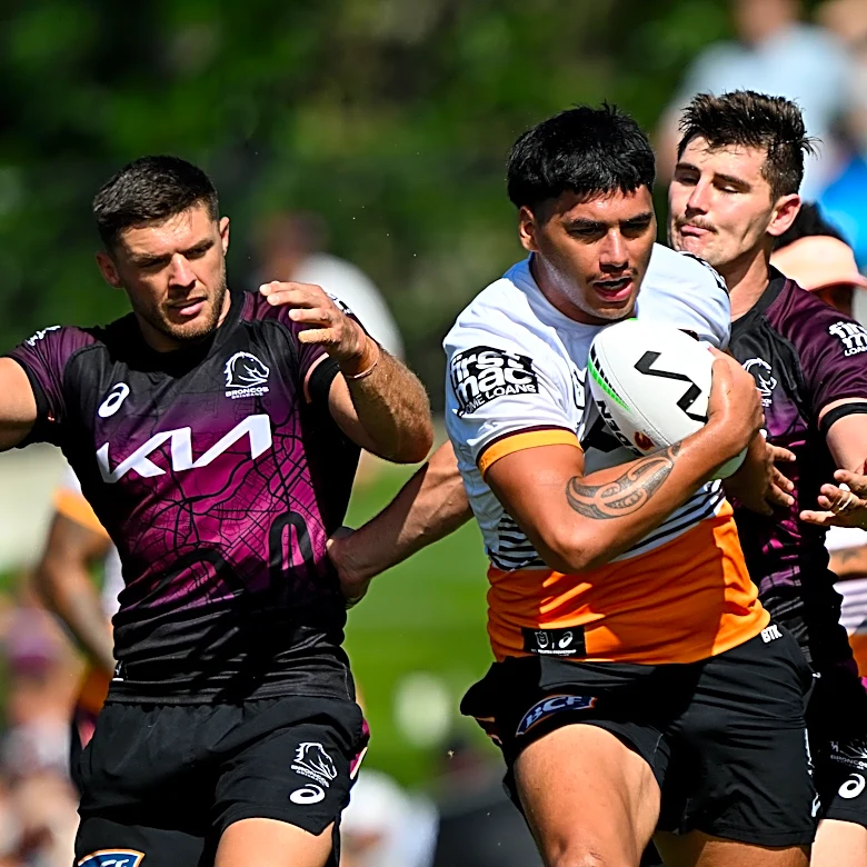 Seahawks hold tryout with Australia’s tallest ever National Rugby League player