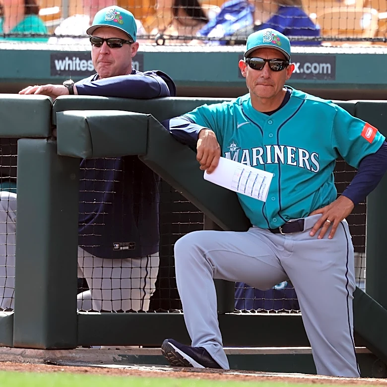 Mariners part ways with assistant hitting coach Bobby Magallanes