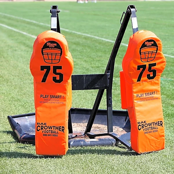 Browns: Should they take a chance on this massive OT?