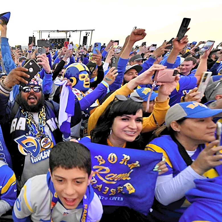 Reactions to Rams alternate jerseys
