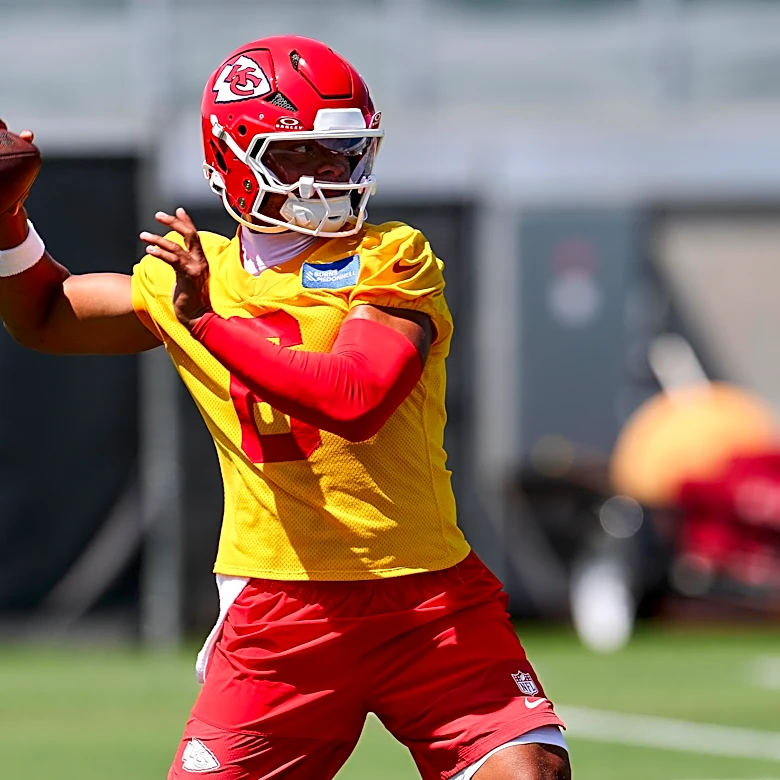 Chiefs with the highest career stakes this season: Justin Fields