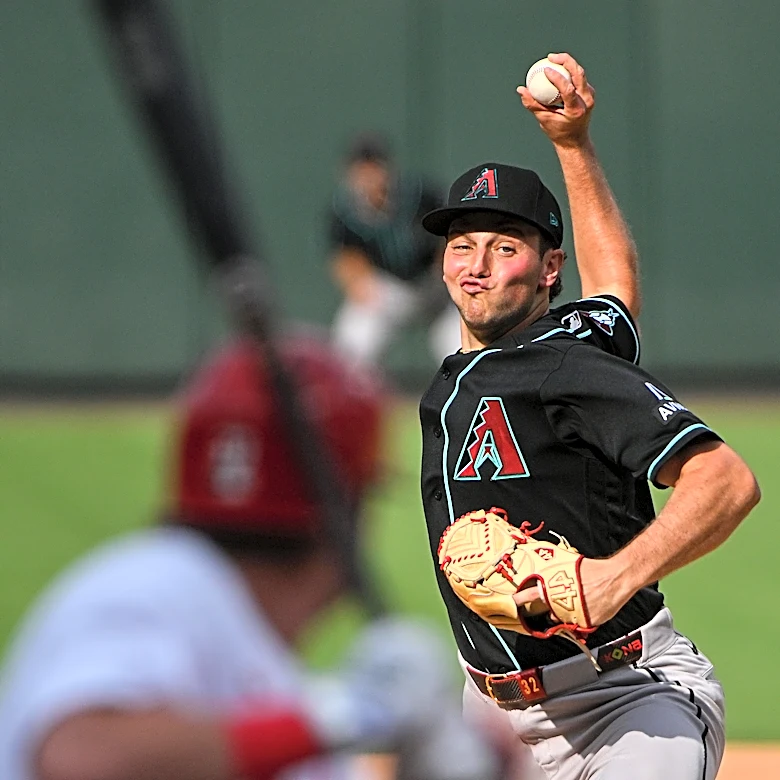 Tyler Locklear impresses in game against the Cardinals