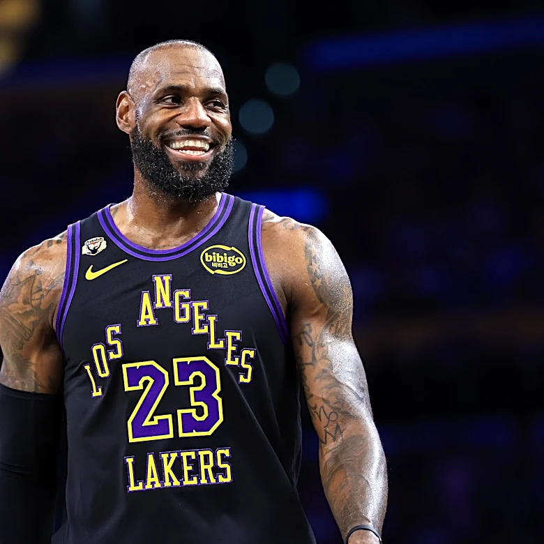 LeBron James joins Michael Jordan in Philadelphia