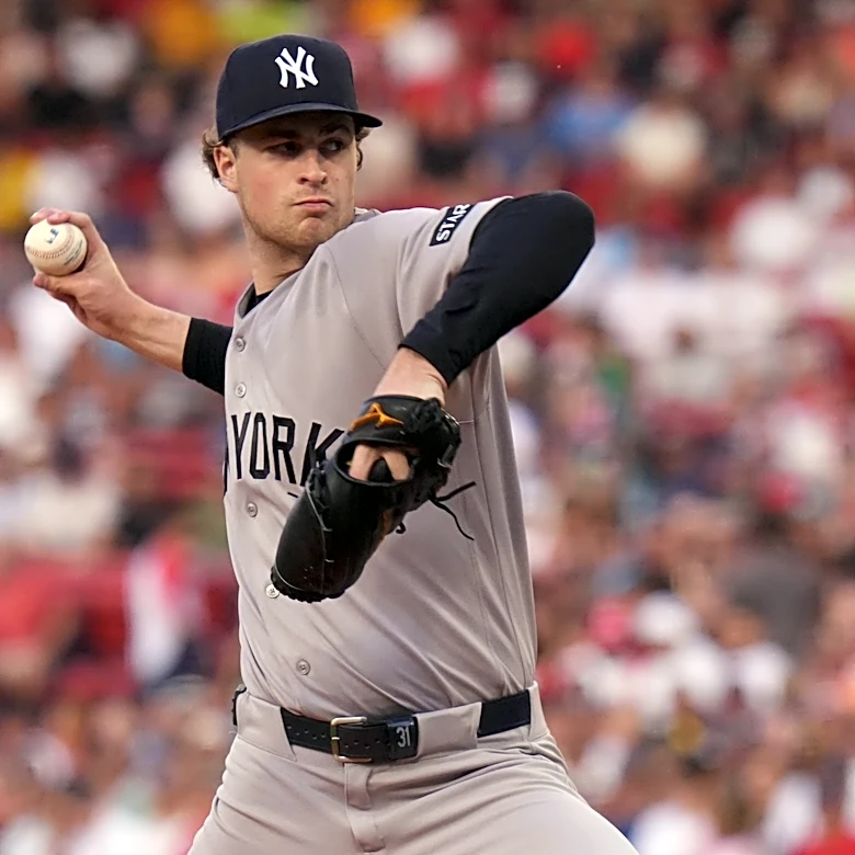 New York Yankees @ Philadelphia Phillies: Cam Schlittler vs. Jesús Luzardo