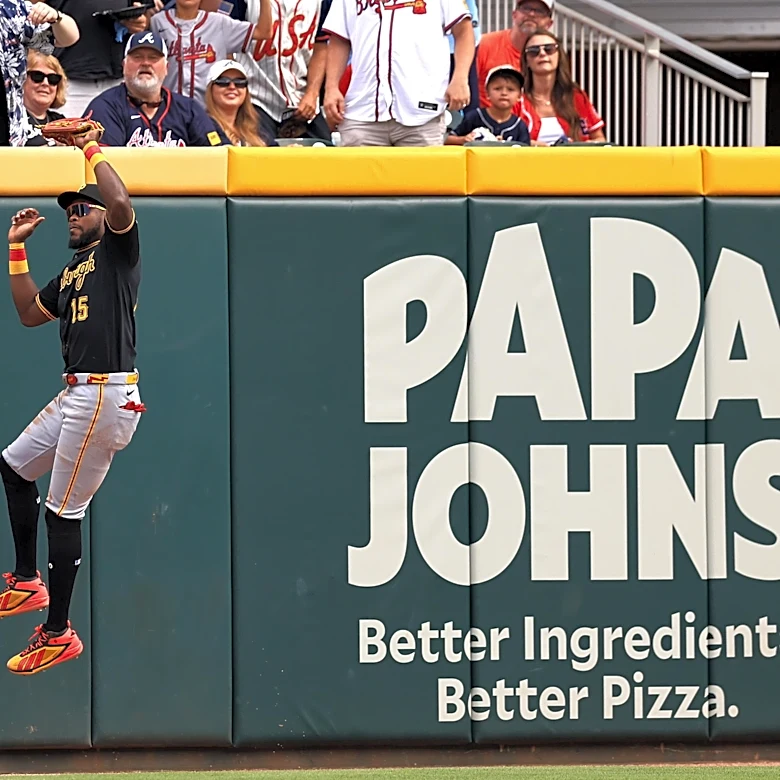 SB Nation Reacts: Do fans really want the Pirates to trade star center fielder Oneil Cruz?