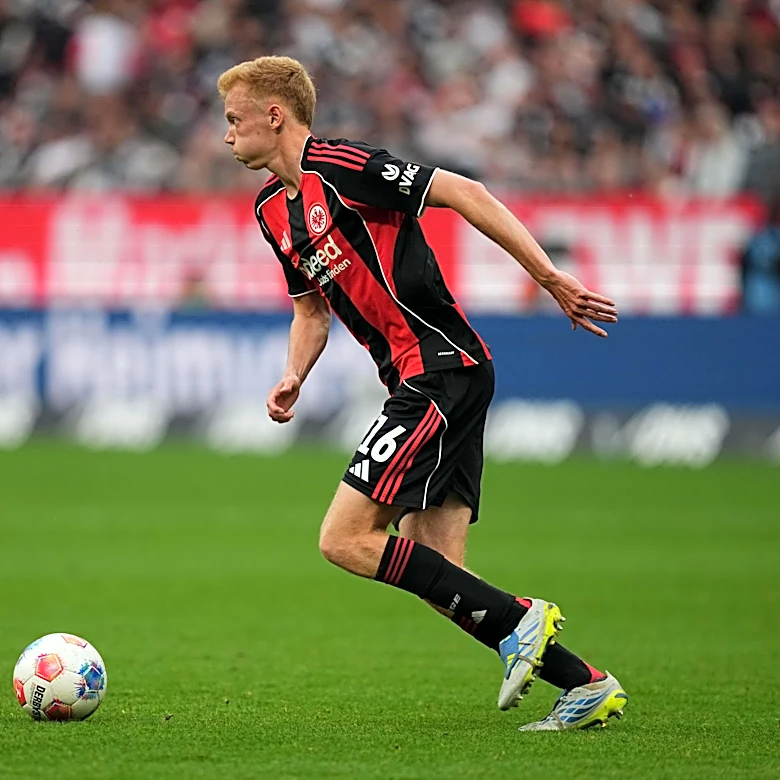 Newcastle Open Talks for €50M Bundesliga Midfielder: Report