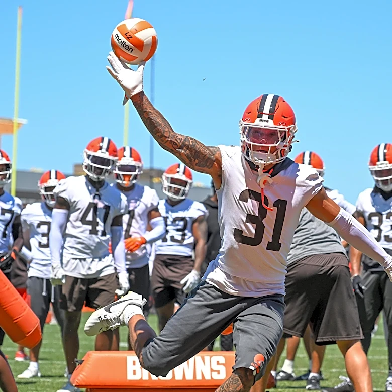 3 under-the-radar battles during Browns training camp