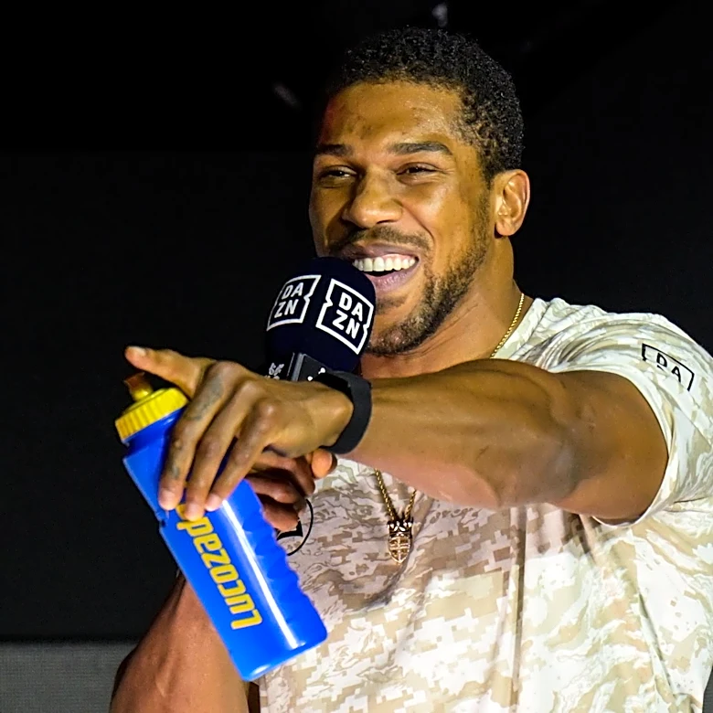 LIVE! Watch official ‘Joshua vs. Prenga’ undercard video stream | DAZN PPV