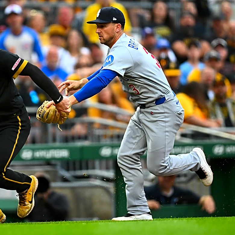 Cubs 3, Pirates 2: Defensive gems, a Pete Crow-Armstrong homer, and Matthew Boyd’s pitching