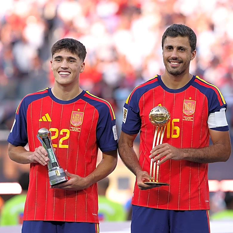 Barcelona are wise to join the race to sign a transformational player like Rodri