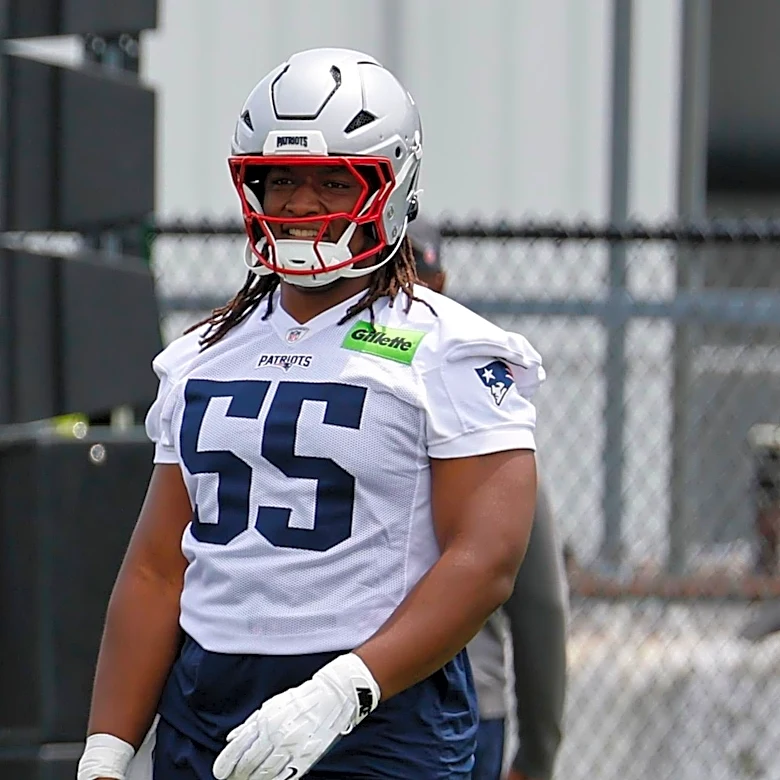 Patriots’ Jared Wilson focused on communication in return to center position
