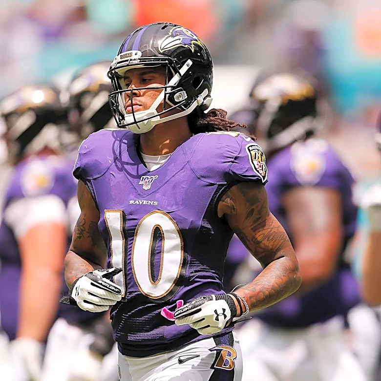 Ravens to reunite with WR Chris Moore, sign OL Hakeem Adeniji