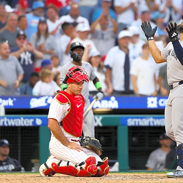 The offense, it’s offensive: Yankees 3, Phillies 1