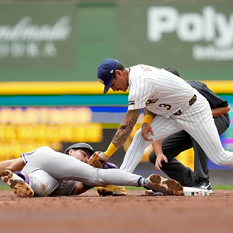 Rockies and Brewers traded blows, but Milwaukee deals Colorado an 8-5 loss with a big sixth inning