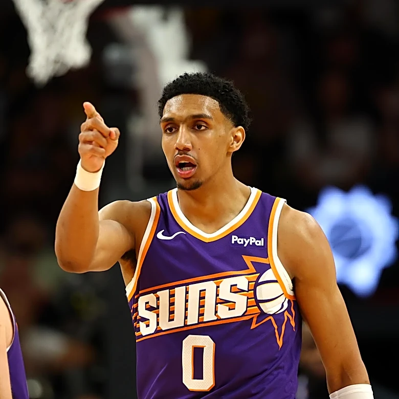 Can Ryan Dunn secure a role for the Suns in the face of increased competition?