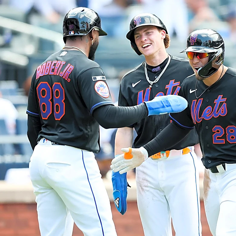 A Taylor-made comeback helps Mets defeat Dodgers 8-3
