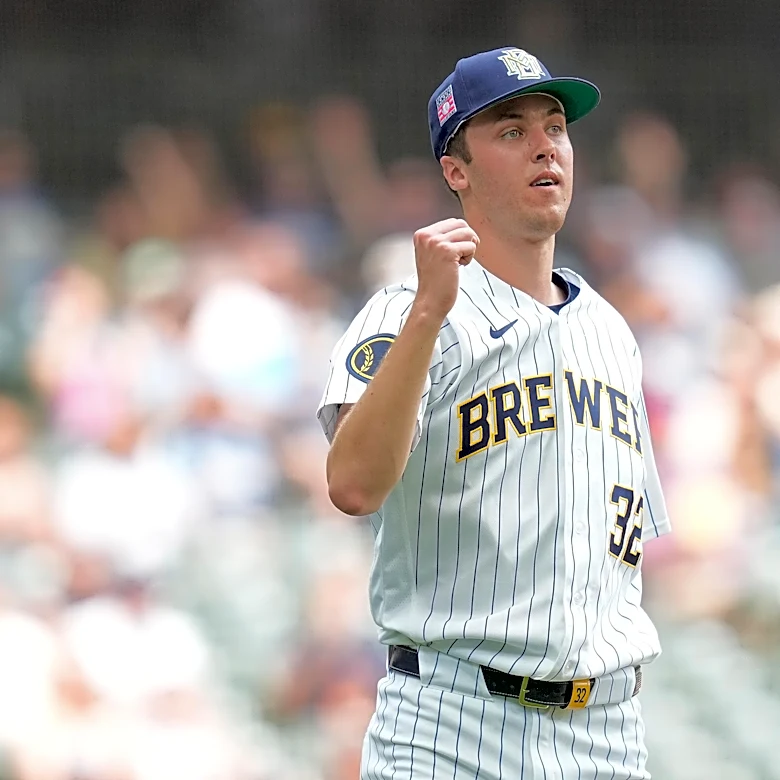 Misiorowski breaks more records as Brewers destroy Rockies