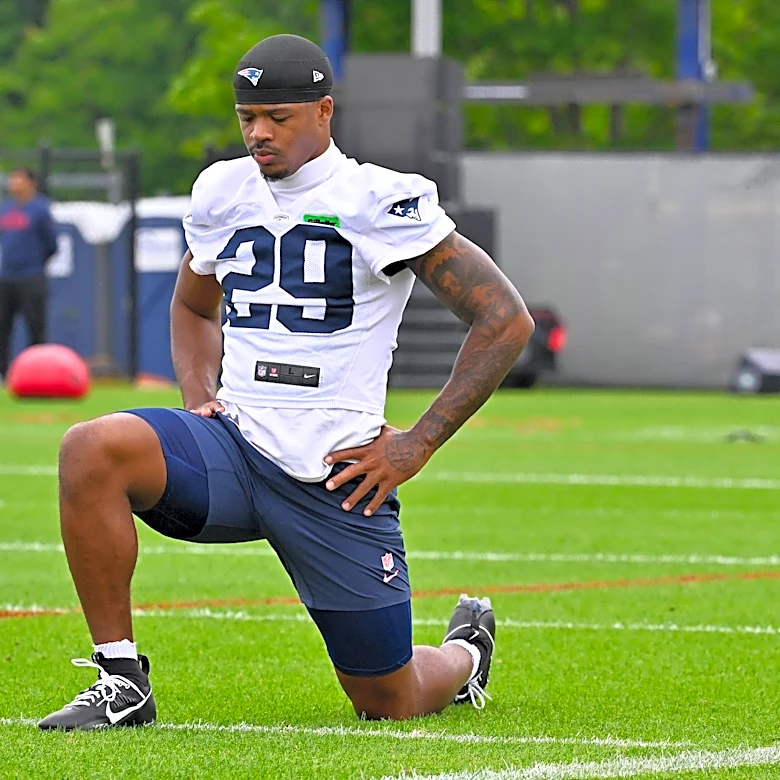 What moving Jeremiah Webb to IR after Gabe Jacas signing means for the Patriots
