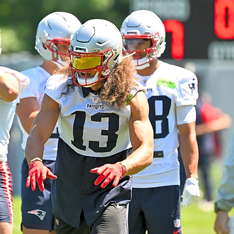Mack Hollins embracing fierce competition in Patriots’ wide receiver room