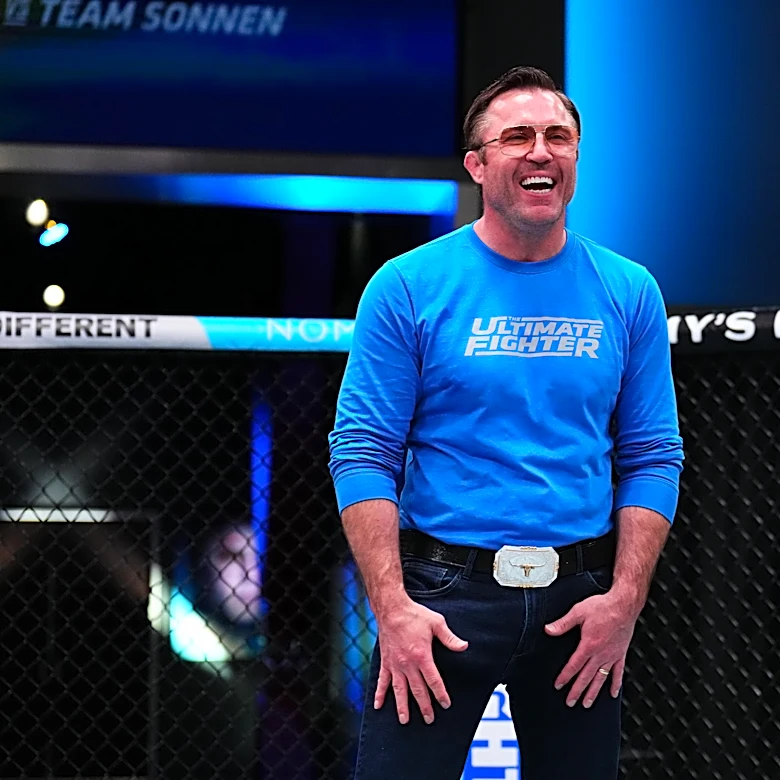 Morning Report: Chael Sonnen claims security guard asked him to arrange Dana White meeting, UFC fight