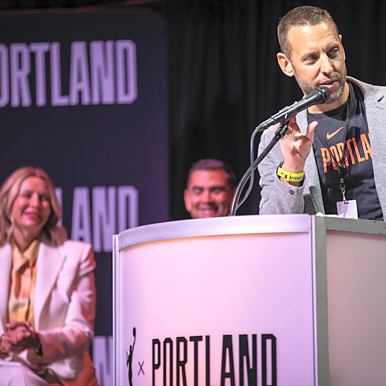 Blazers Send Mixed Signals on Meeting with City