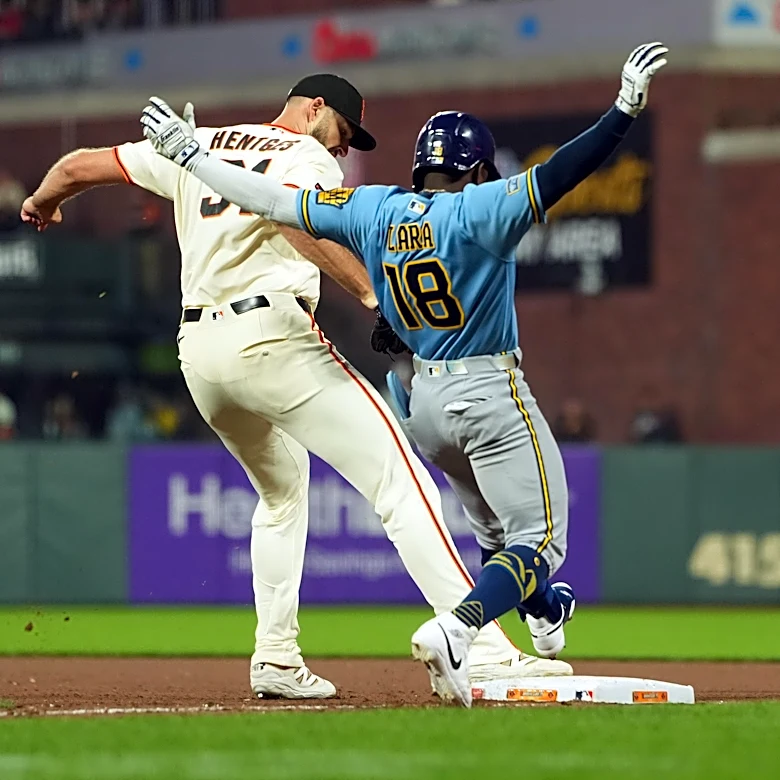 Brewers blanked by Giants 3-0