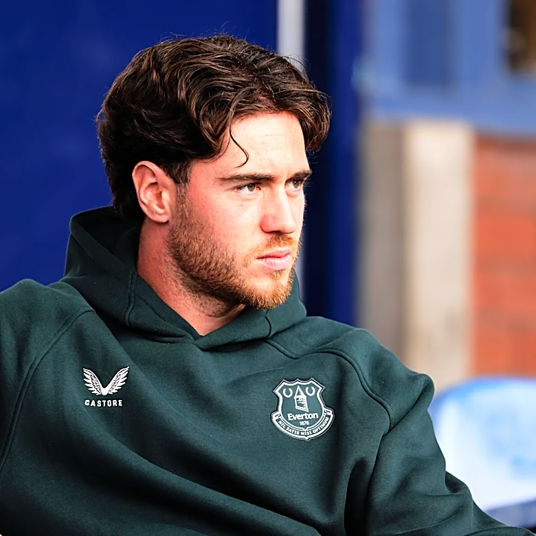 Tuesday’s Everton News: Hackney to debut against Stoke, Rowe being watched