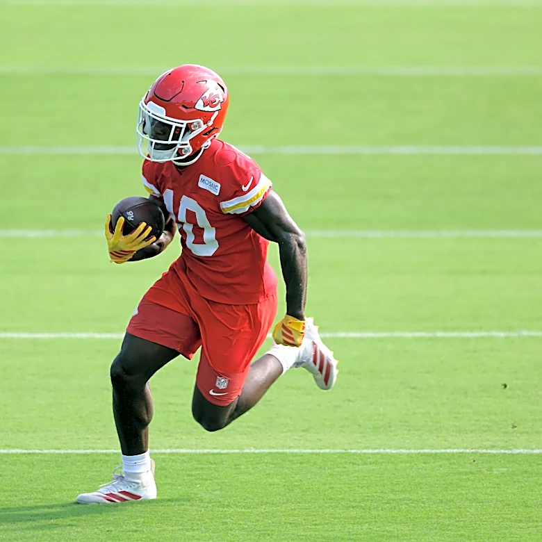 Chiefs News: Rookie running back has standout pass-catching routine