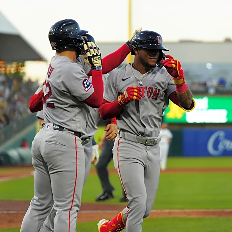 Red Sox 4, A’s 2: Capitol W