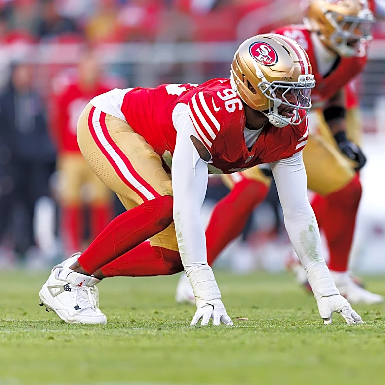 Miami Dolphins add veteran defensive end