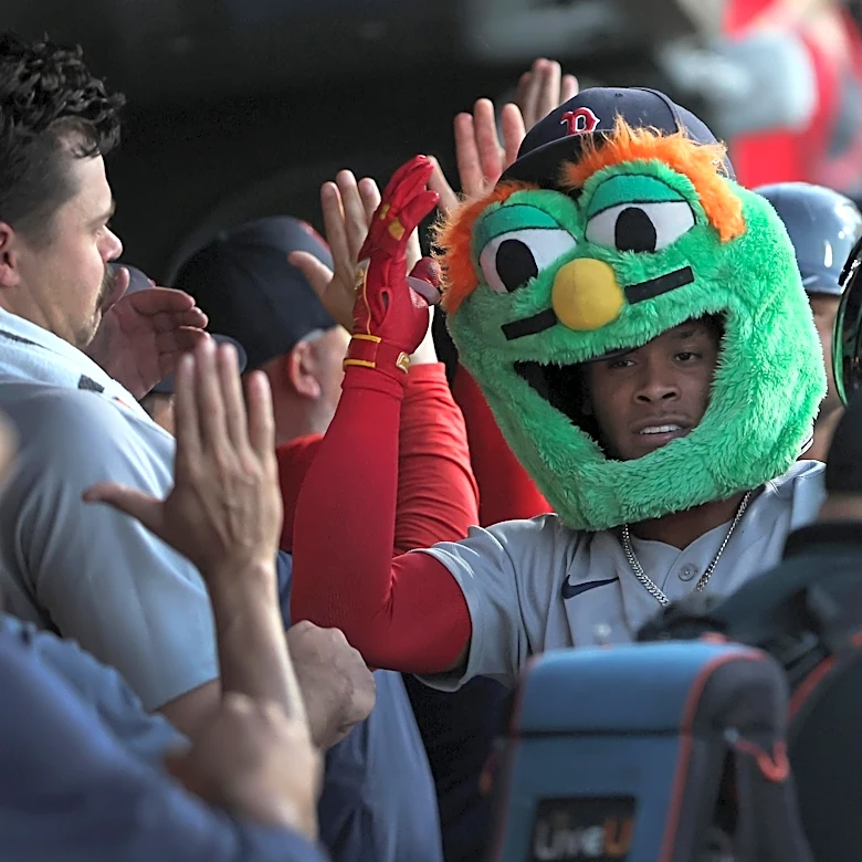 Yankees Rivalry Roundup: Rafaela’s slam powers the Red Sox
