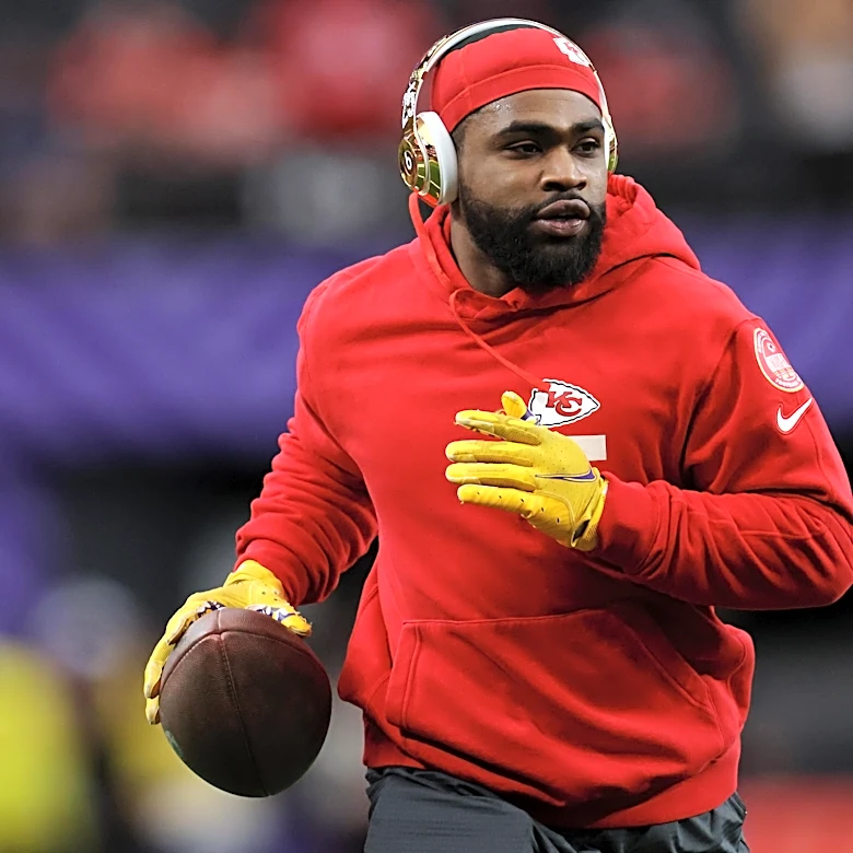 Dolphins host eight free agents; including former first-round running back