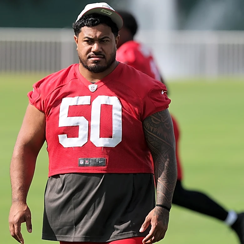 Should the Raiders trade for Vita Vea