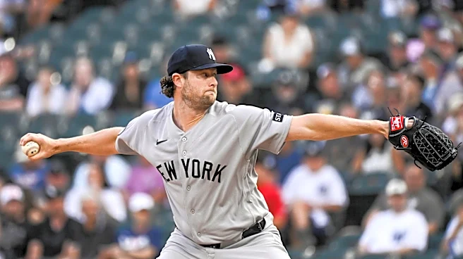 Cole shines on mound, Yankees withstand late scare to defeat White Sox