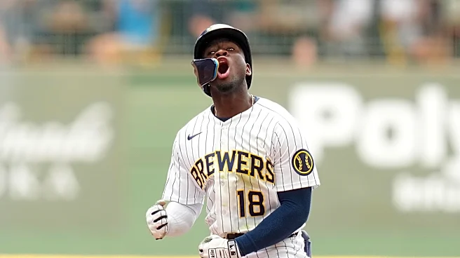 Brewers bounce back with blowout win, even series against Giants