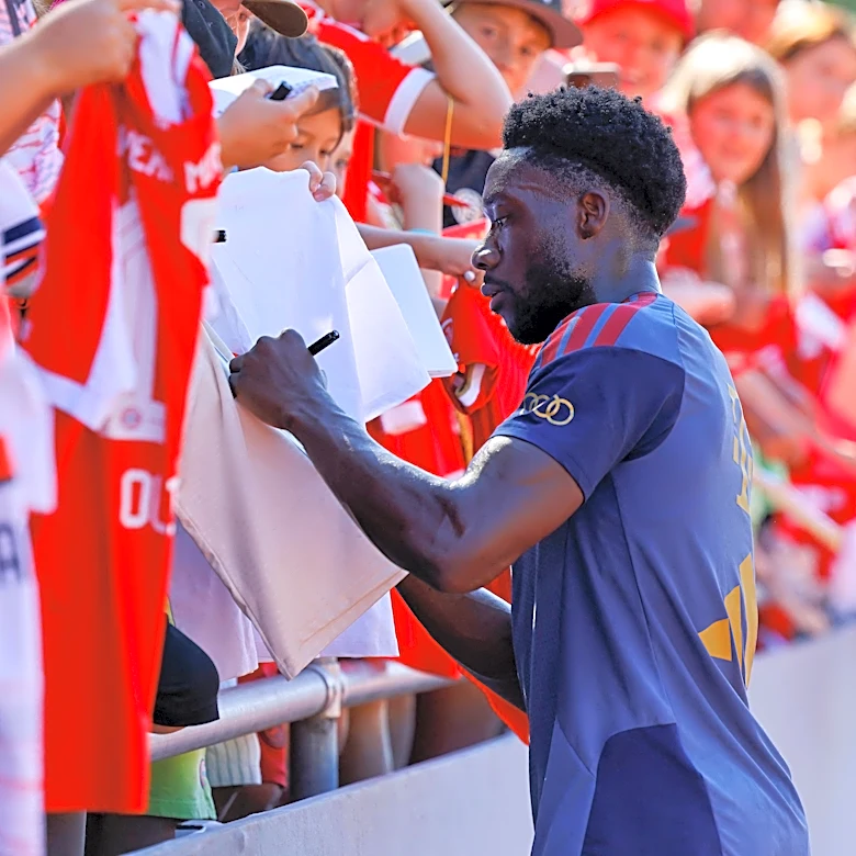 Will Bayern Munich’s signing of Nathaniel Brown light a fire under Alphonso Davies or lead to the Canadian’s exit?