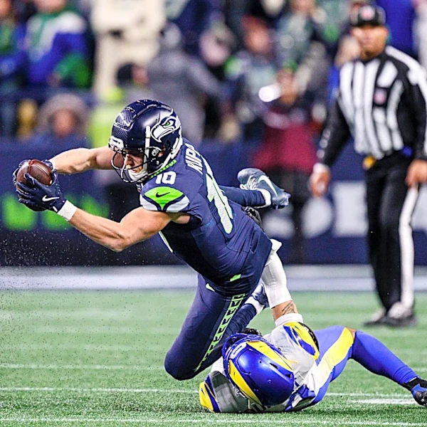 Seahawks stars Cooper Kupp, Leonard Williams advocate for grass surface at Lumen Field