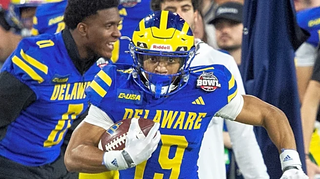 Seahawks News: Seattle signs wide receiver after waiving Kenny McIntosh